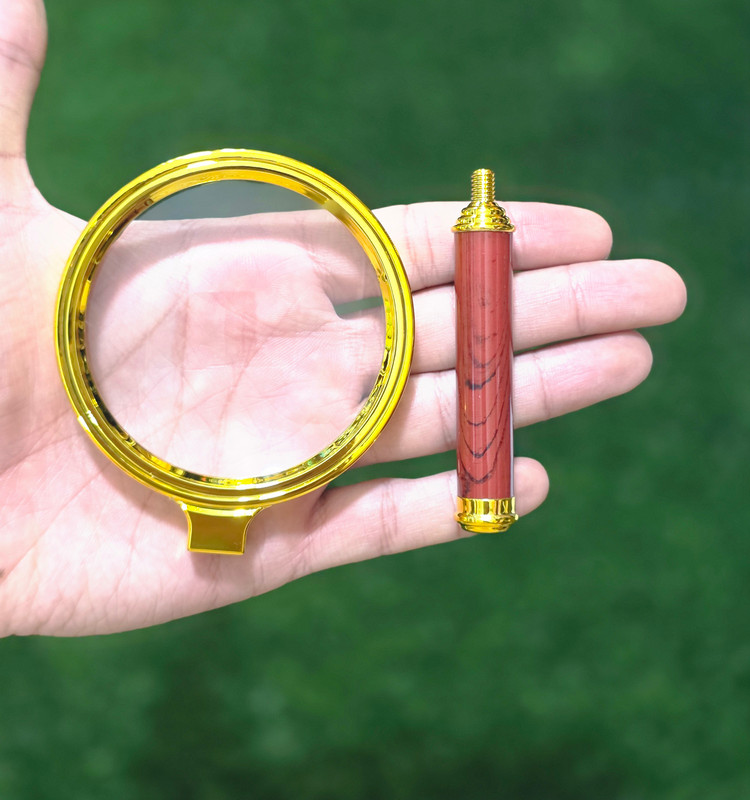 ذره بین دسته دار طلایی سایز 80 میل مدل magnifier