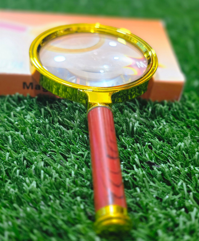 ذره بین دسته دار طلایی سایز 80 میل مدل magnifier